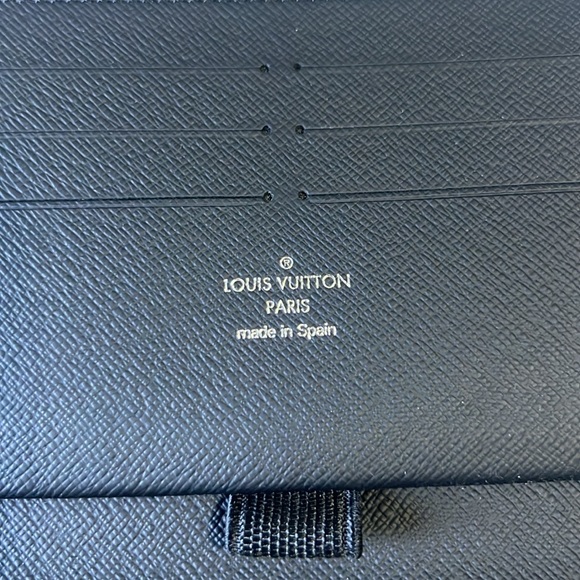 Extra Large graphite Louis Vuitton wallet men’s - Picture 6 of 8